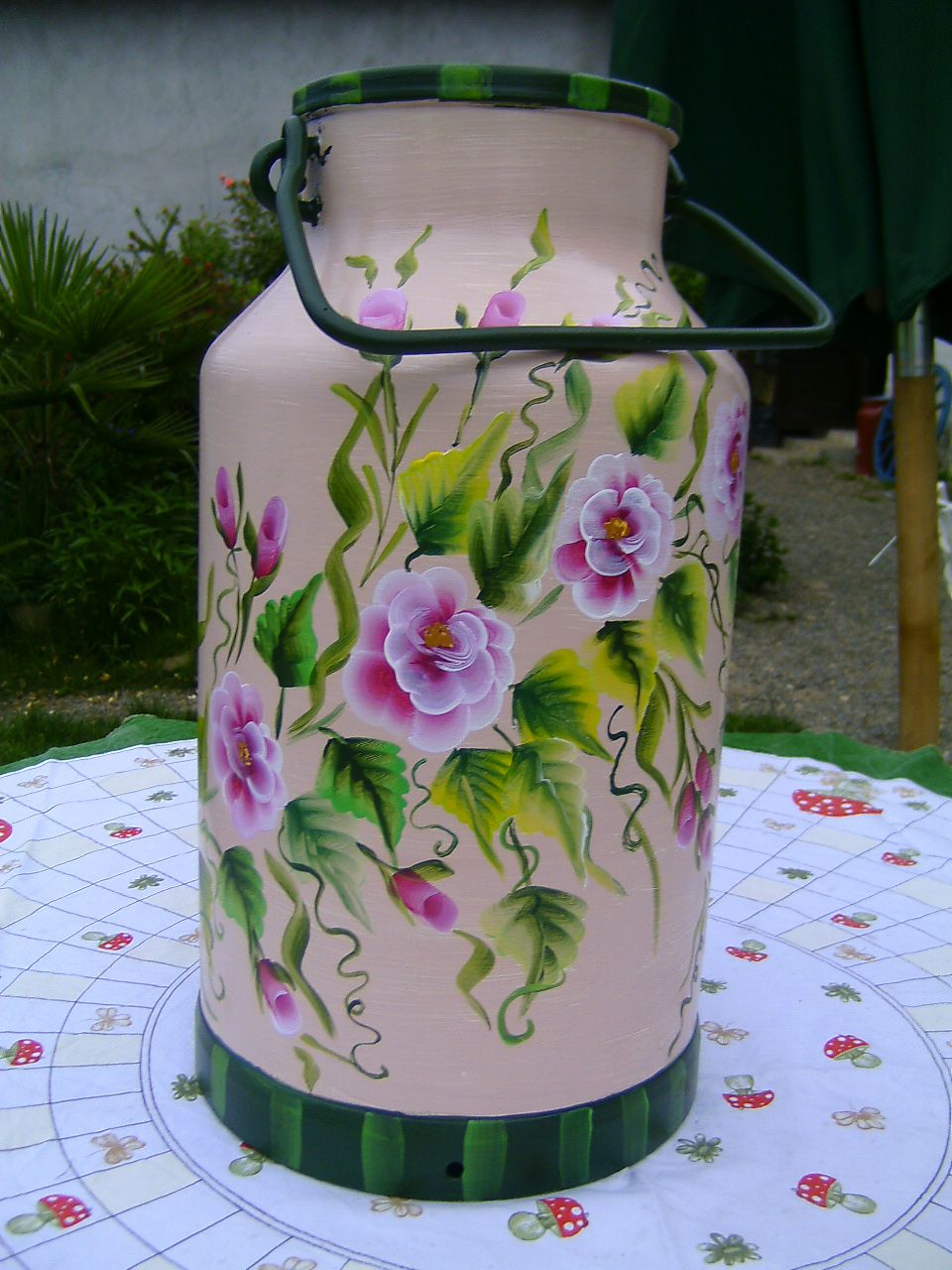 Pot à lait en inox avec couvercle